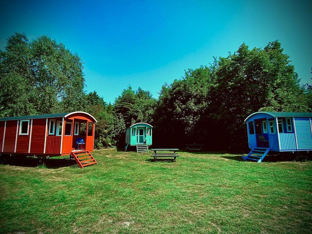 Pipowagens Bij Pannenkoekenrestaurant & Camping De Koppenjan 'Een Uniek Verblijf Met Kinderspeelboerderij' Jubbega-Schurega Экстерьер фото